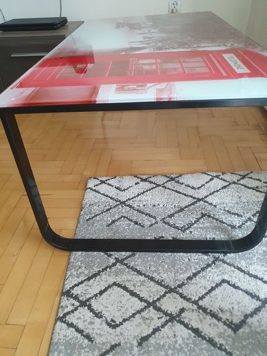 Stolik szklany, stalowy stelaż super stan