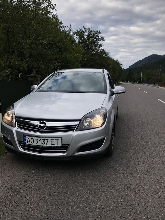 Продам Opel Astra H 1.7 диз , 2010 рік