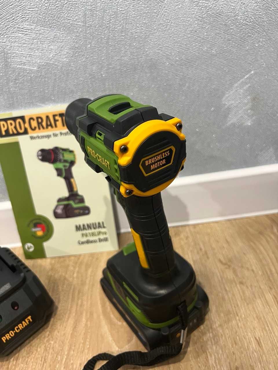 Шуруповерт акумуляторний безщітковий Procraft на 45Нм