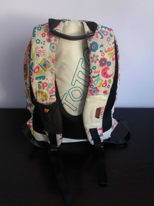 Mochila Escolar da marca Totto
