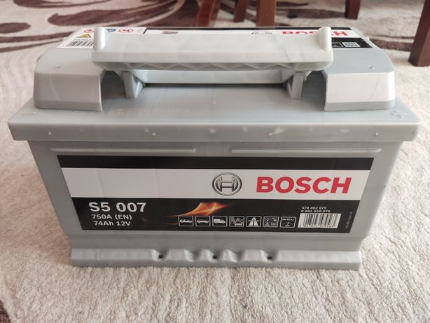 Продам акумулятор BOSCH S5 007 12V 750A 74Ah.