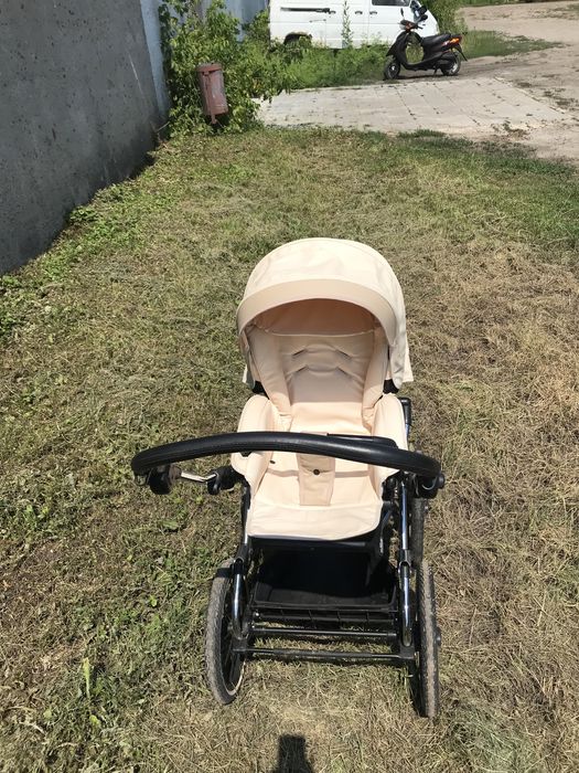 Продам коляску Navington Caravel          .