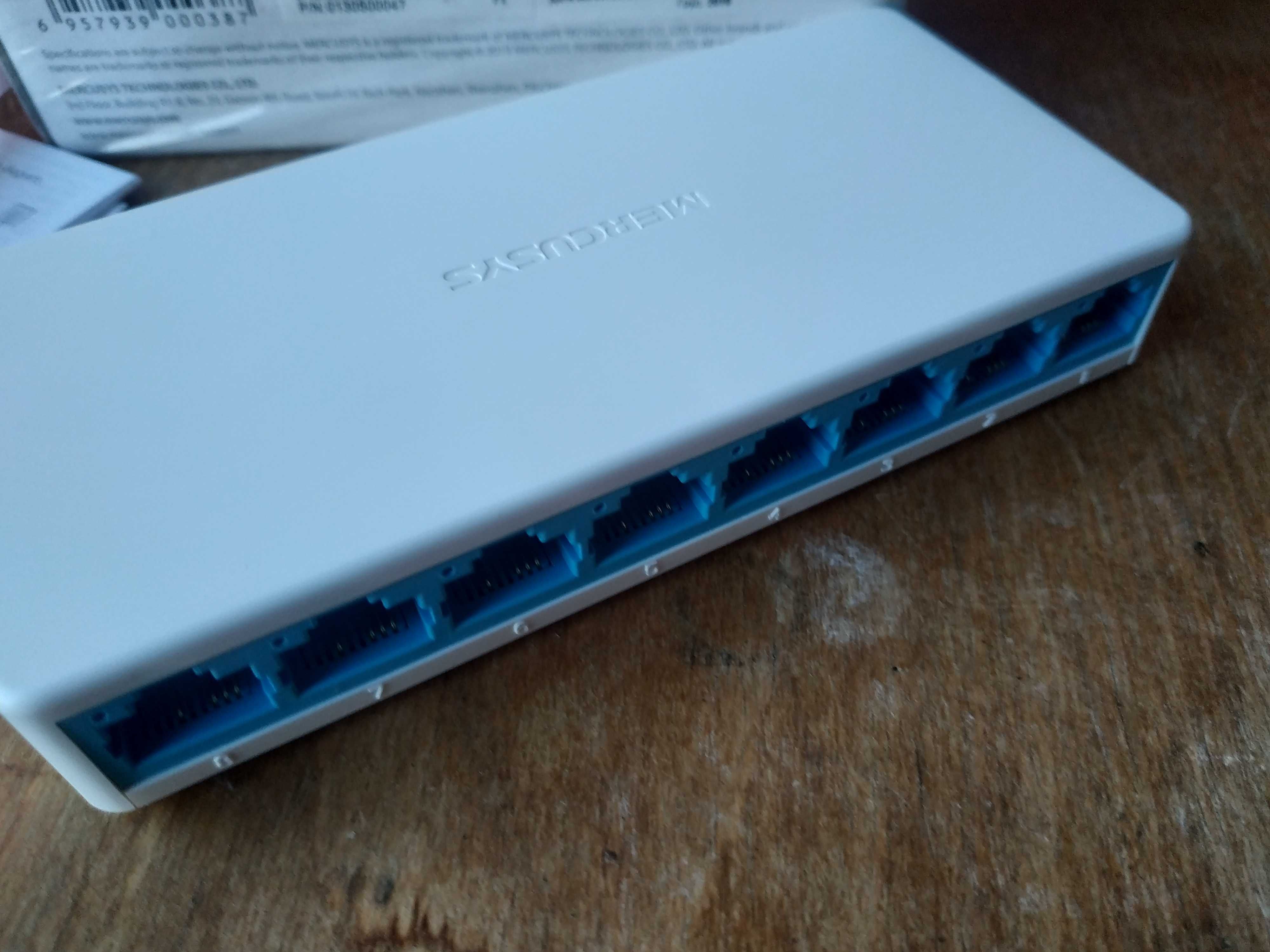 Свіч, хаб, маршрутизатор D Link F Marcusys 5/8 port