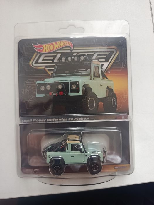 Hot Wheels Elite 64 Land Rover