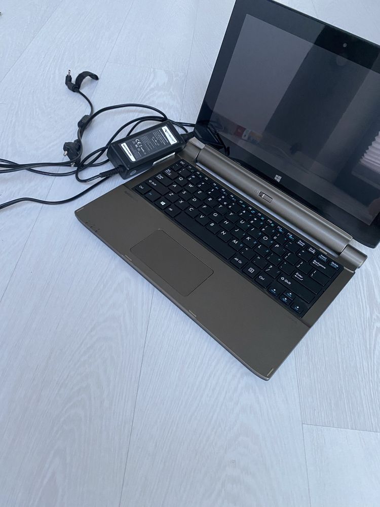 Laptop/ tablet 2w1 medion