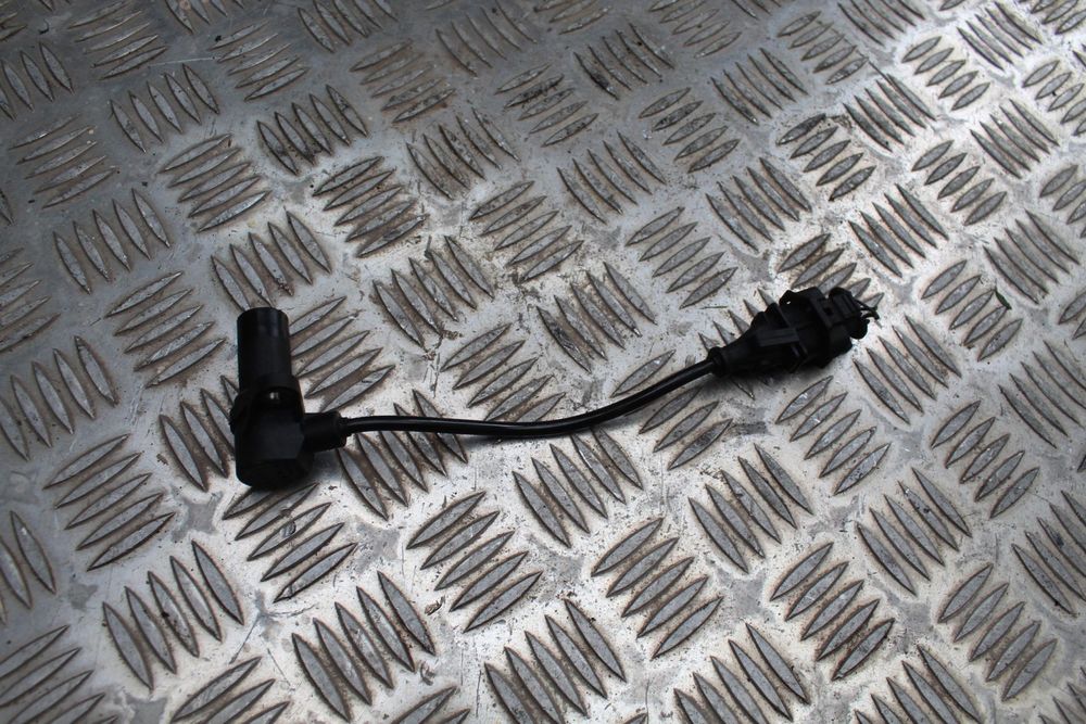 CZUJNIK POŁOŻENIA WAŁU OPEL ASTRA H 1.7 CDTI 0281002