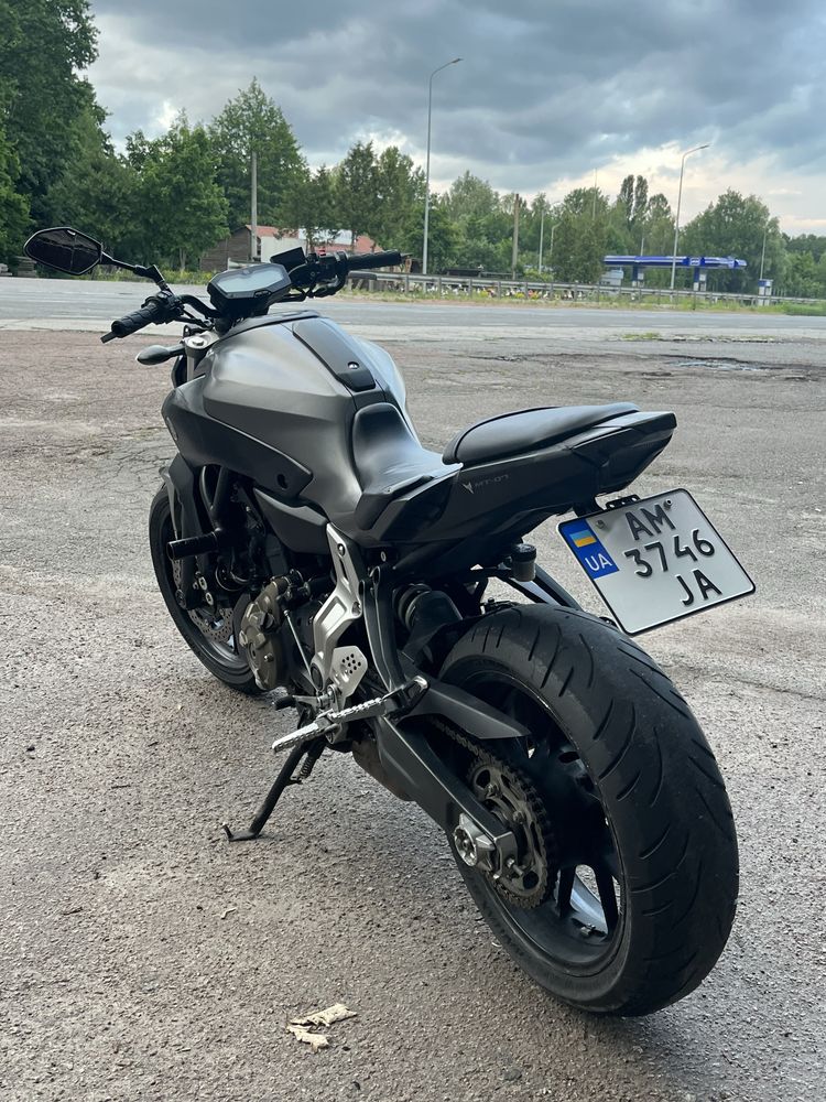 Yamaha mt07 2016