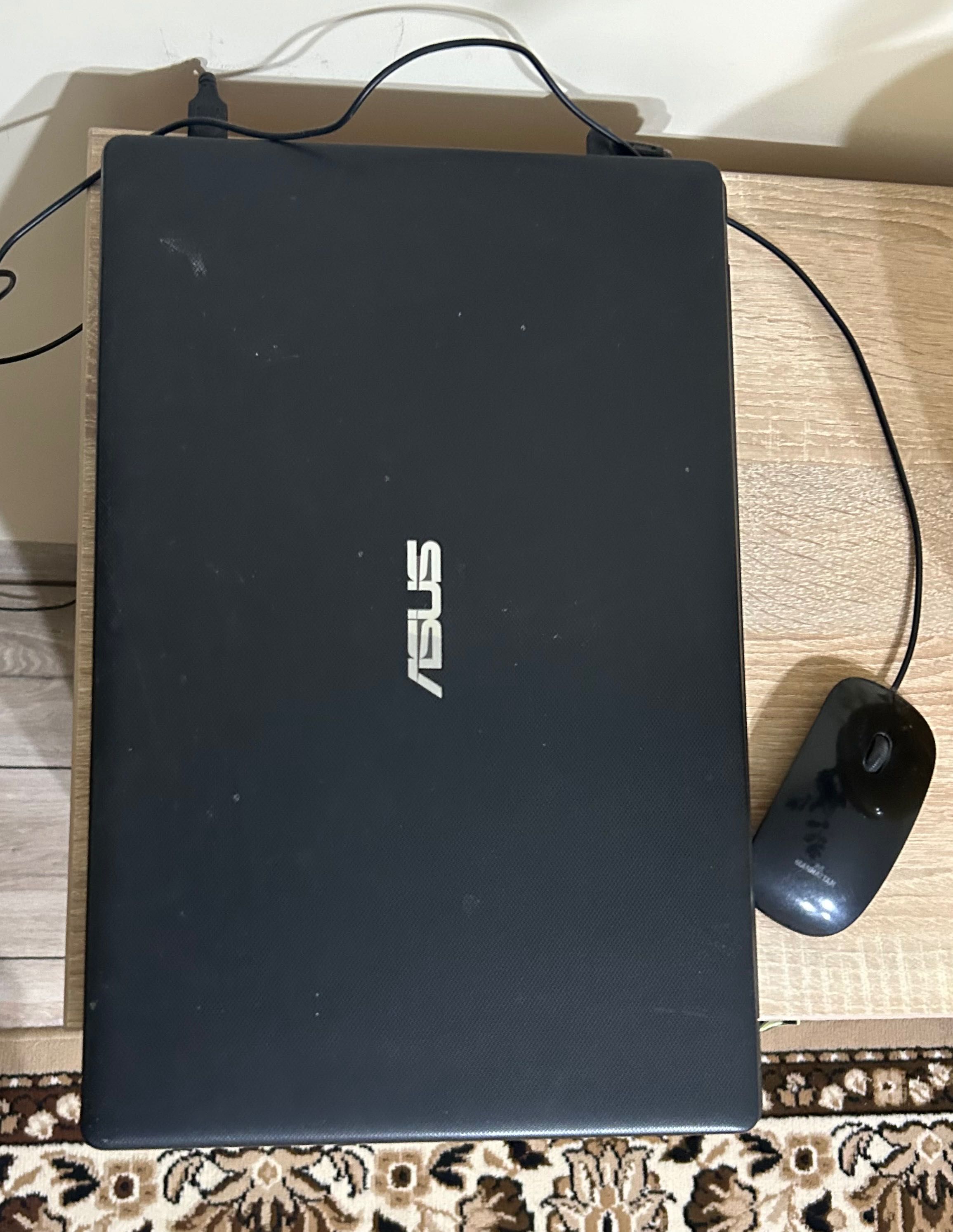 Ноутбук Asus ×551M + зарядка