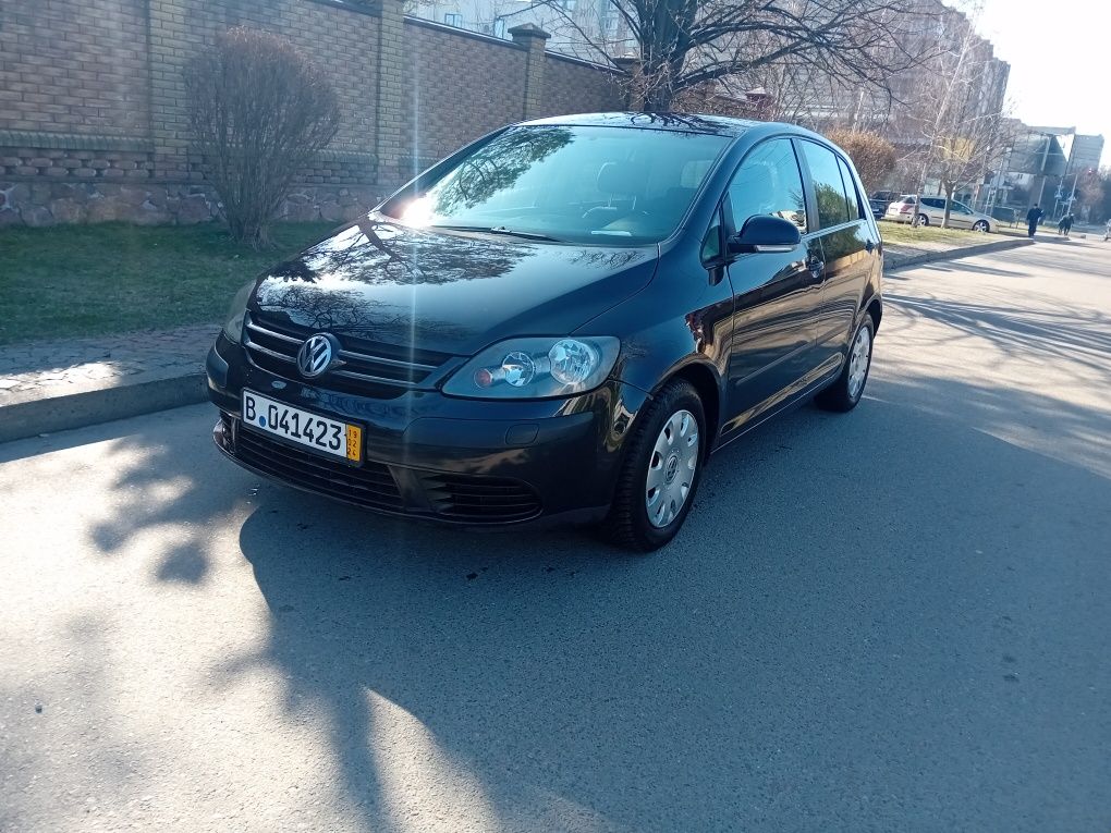 Гольф плюс Volksvagen golf plus