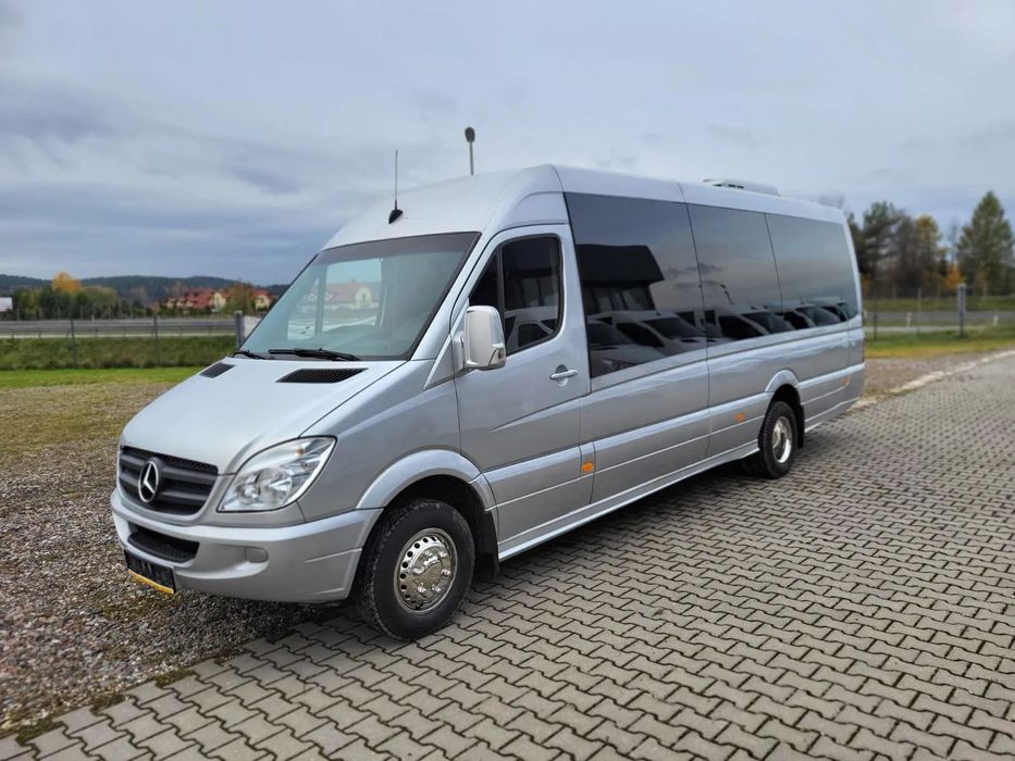 Mercedes-Benz Sprinter 519 CDI 24 miejsca + 4 stojące