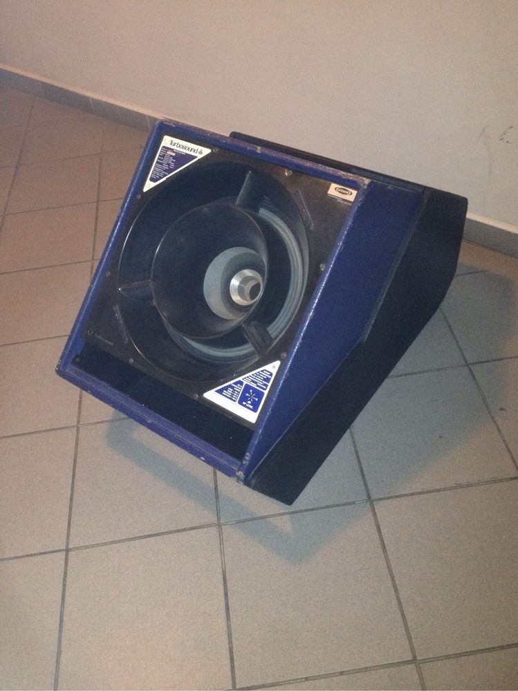Kolumna Turbosound TFM-2 drum fill 3 drożne