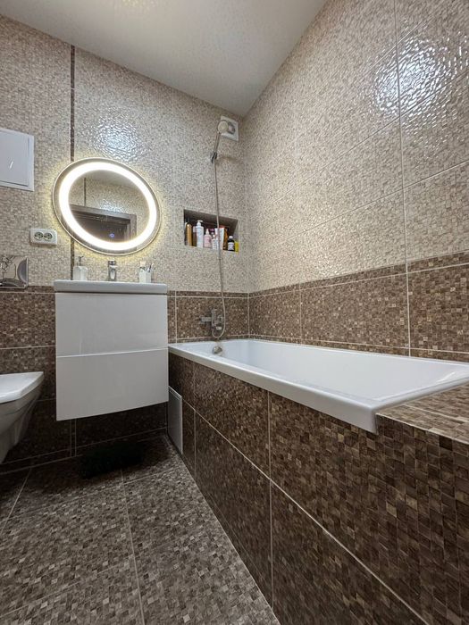 Продаж 2к квартири, з меблями та капітальним ремонтом