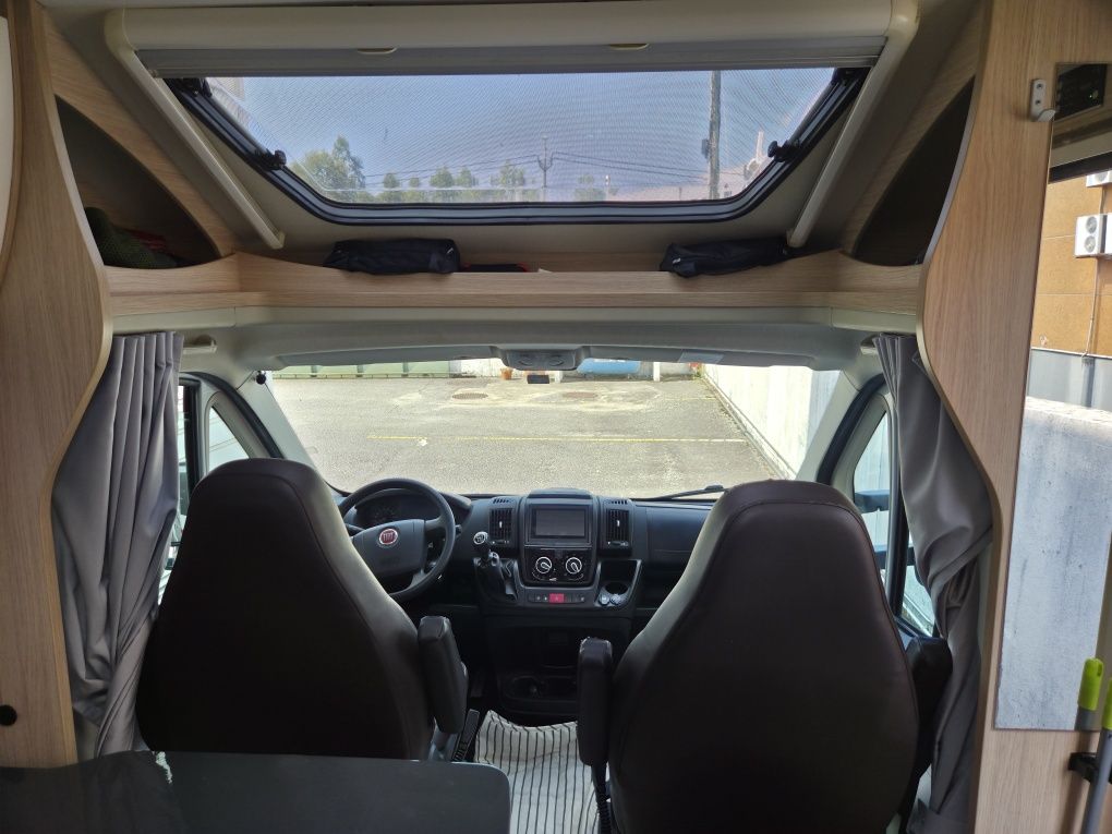Vendo autocaravana Sunlight T58