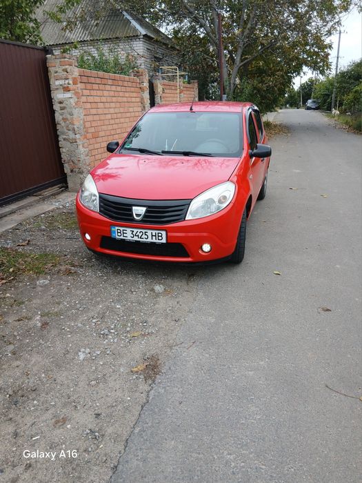 Продам Dacia sandero 1.4 бензин.