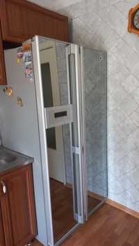 Холодильник  LG двухдверний з дзеркальним фасадом