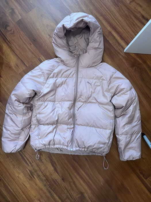 Жіночий пуховик Puma
