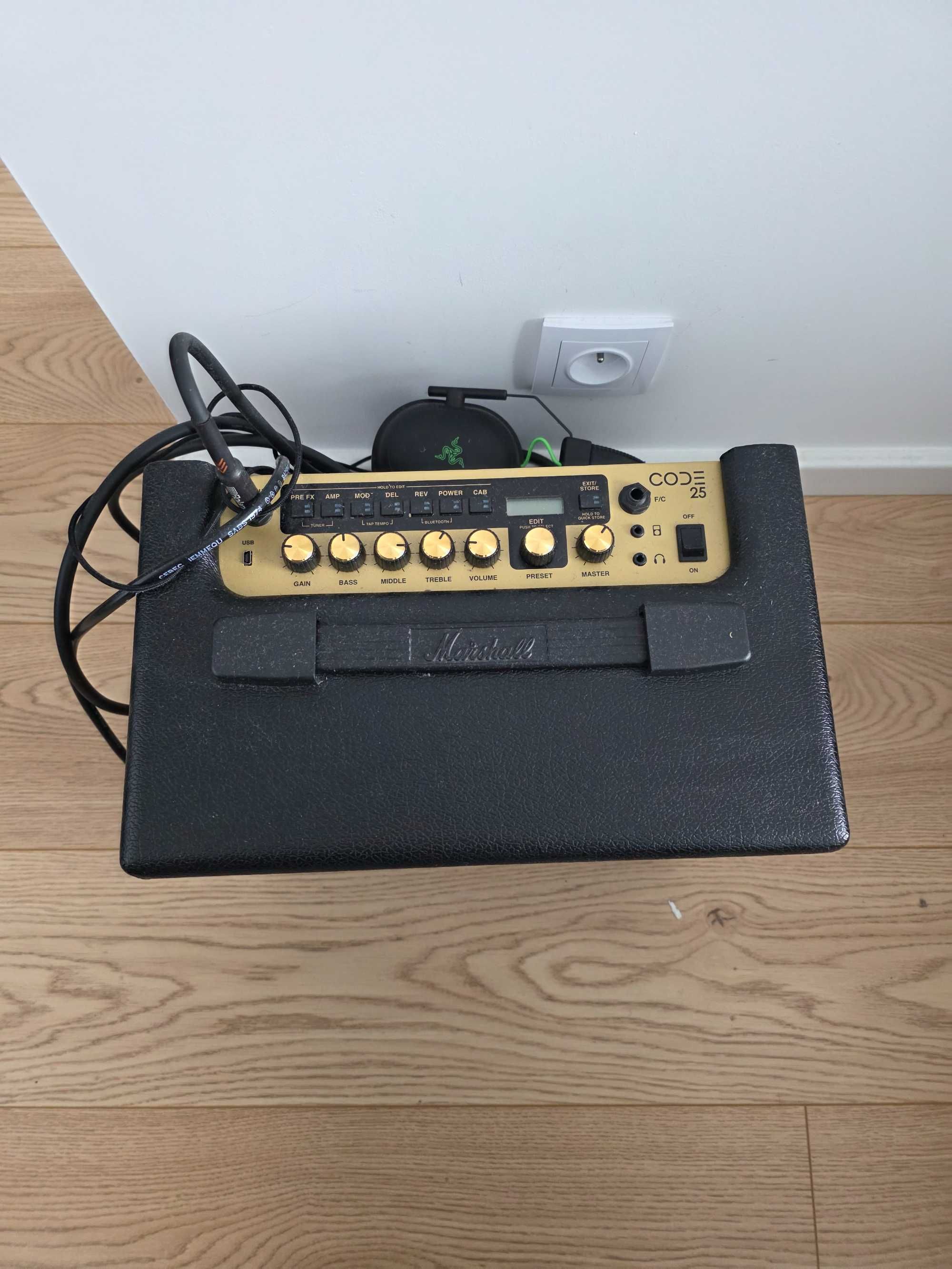 Cyfrowy wzmacniacz gitarowy Marshall CODE 25-E 25W