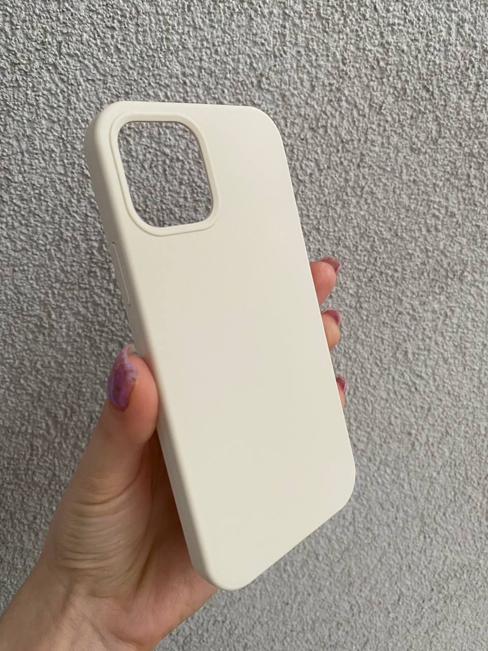 Etui na iPhone 12