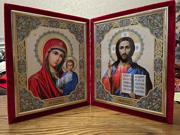 Казанська ікона Божої Матері в бархатній обкладинці Вінчальні ікони