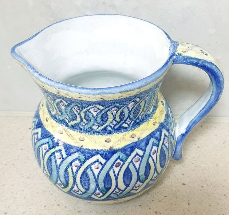 Lindo jarro em ceramica portuguesa de Óbidos assinada Albino