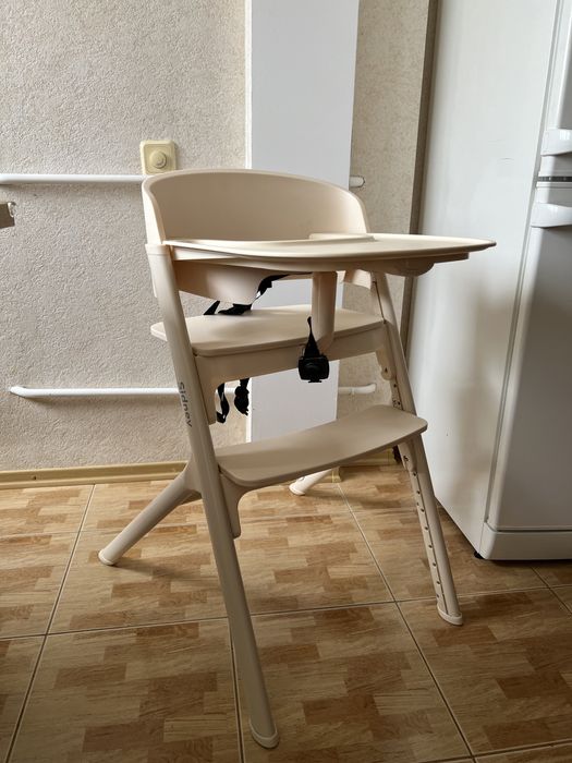 Стільчик для годування Carrello Sidney