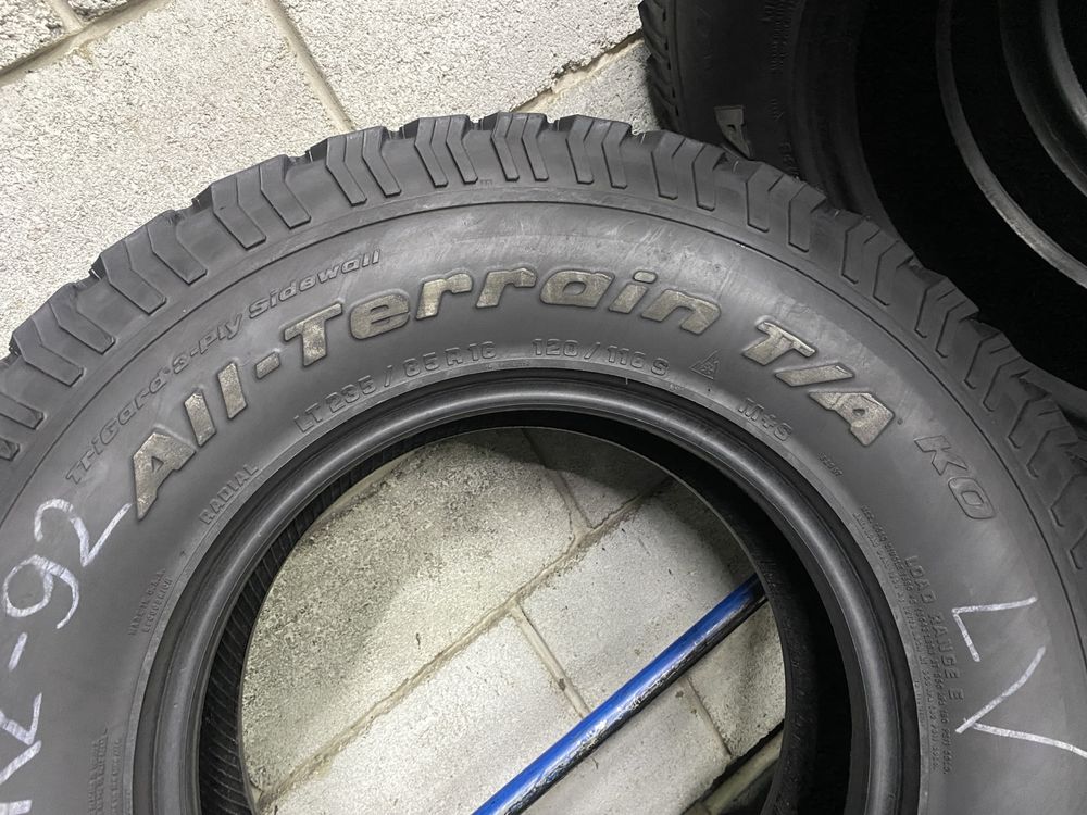 Грязьові шини 235/85 R16 BF Goodrich