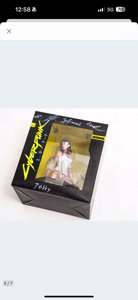 Figurka Cyberpunk 2077 z podpisami CD Projekt Red - CERTYFIKAT