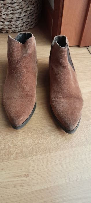 Botins camurça castanho