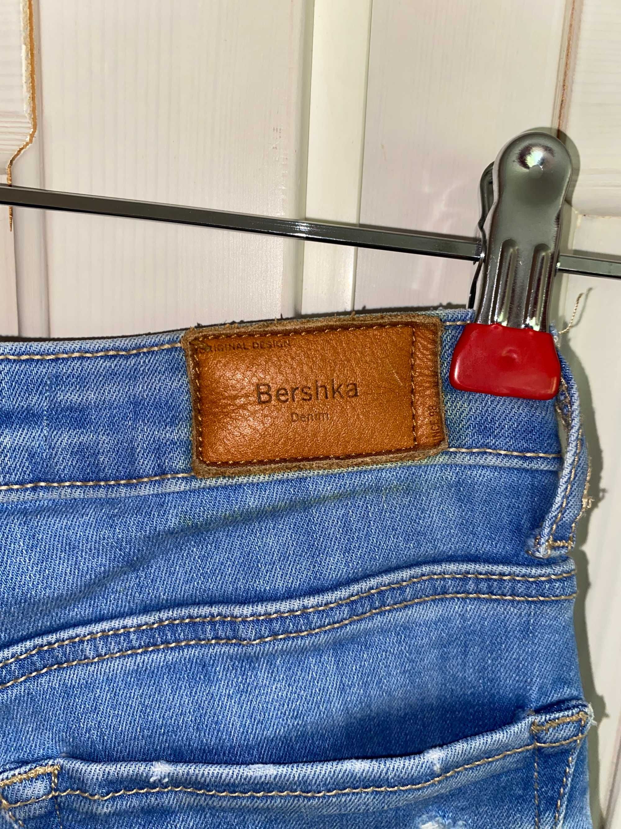 Nowe dżinsy Bershka, rozm 32,