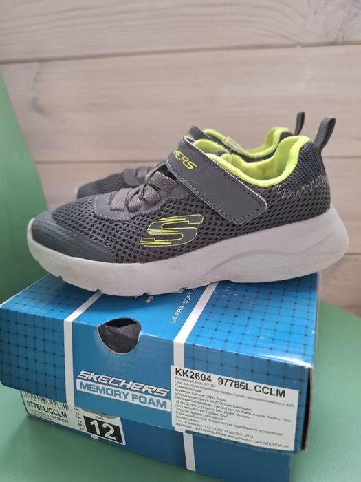 Кросівки Skechers 28.5 р.