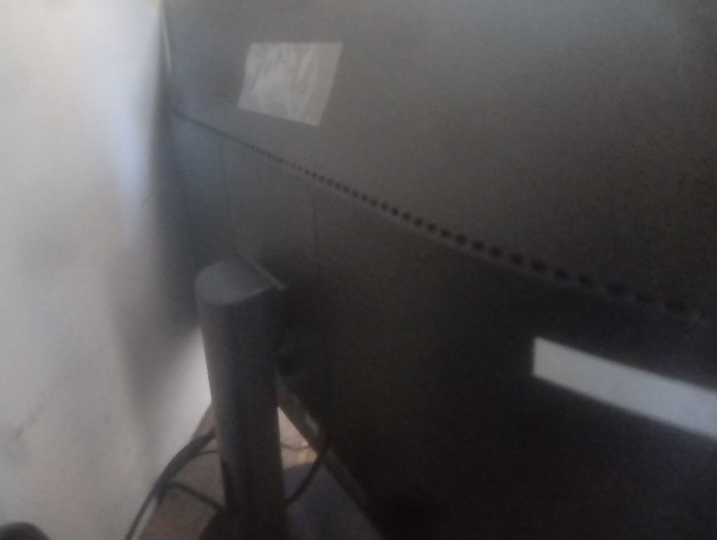 Komputer gamingowy + monitor