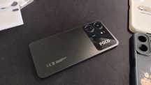 Smartfon POCO C65 8/128GB czarny + etui X6 szyby x5