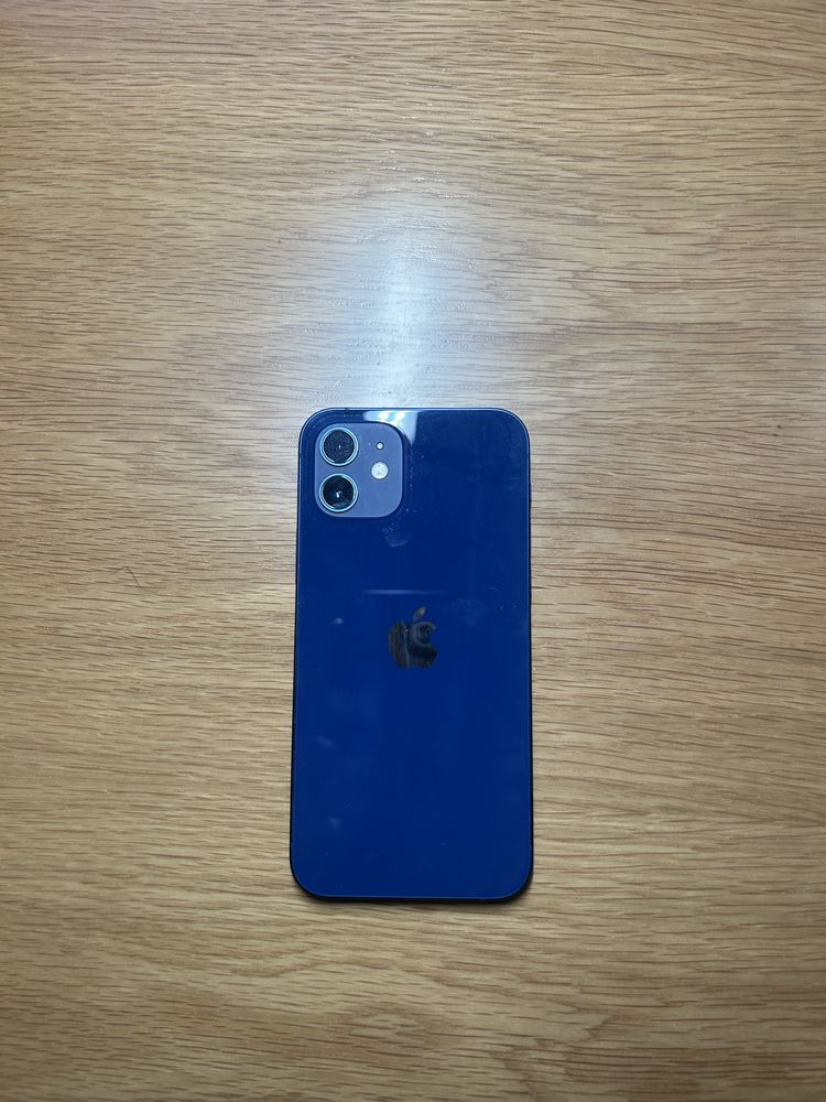 Iphone 12 azul escuro (Em bom estado!!)