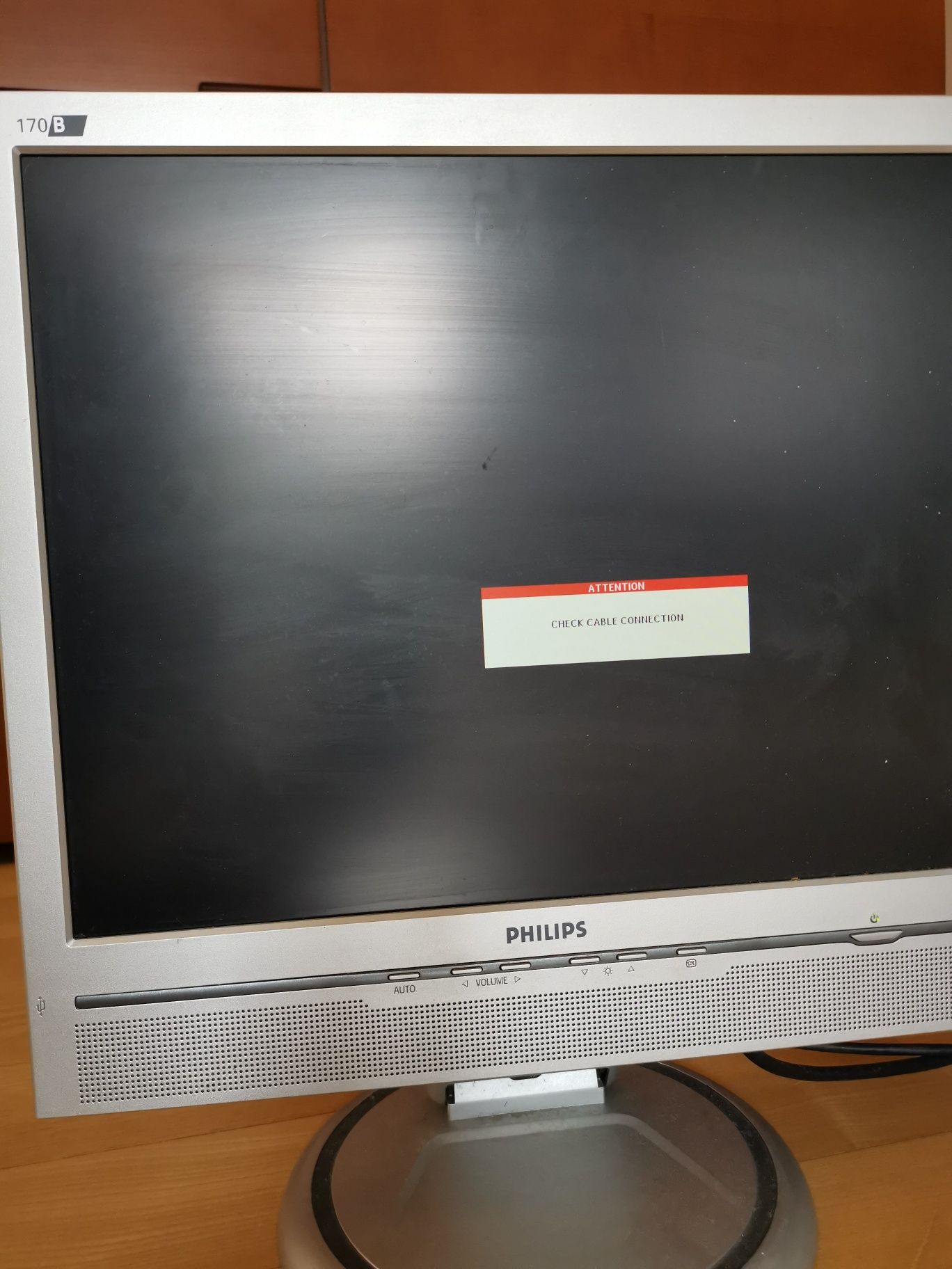 Monitor Philips 17 cali