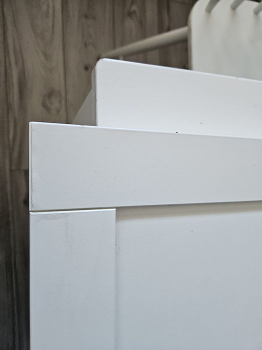 Cztery fronty do szafek IKEA Besta