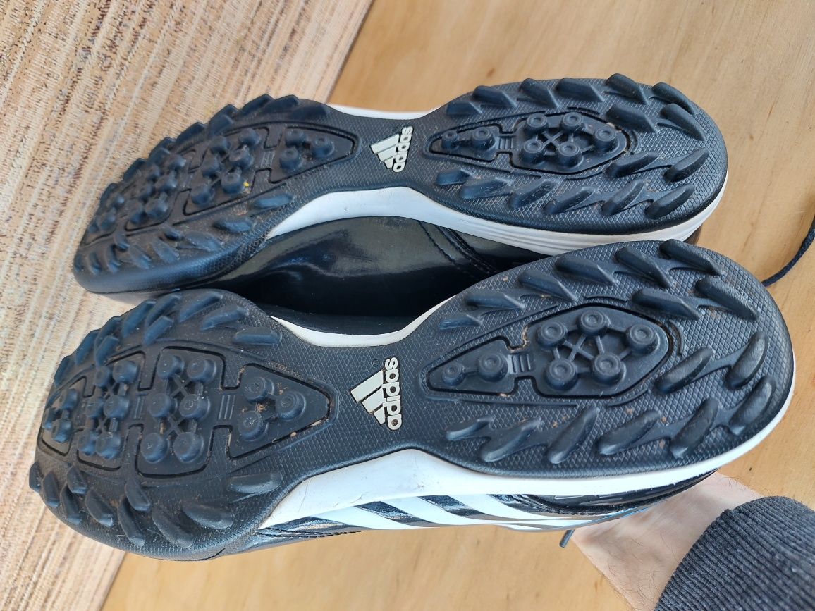 Сороконожки Adidas F10 40.5р. 25.5см