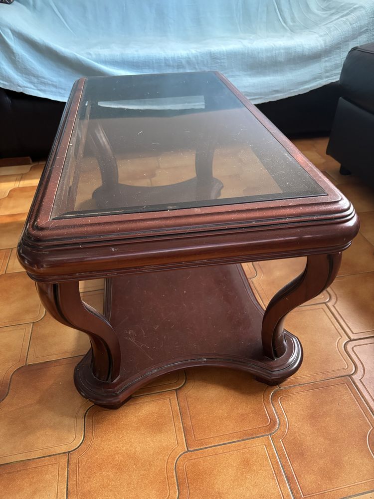 Mesa de centro em madeira