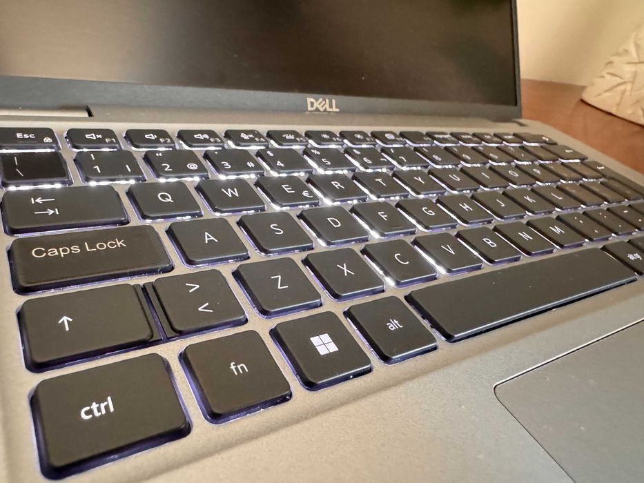 Dell Latitude 5450 14"FullHD|i5-1345u|16Gb Ram|Ssd 256Gb|Garantia|