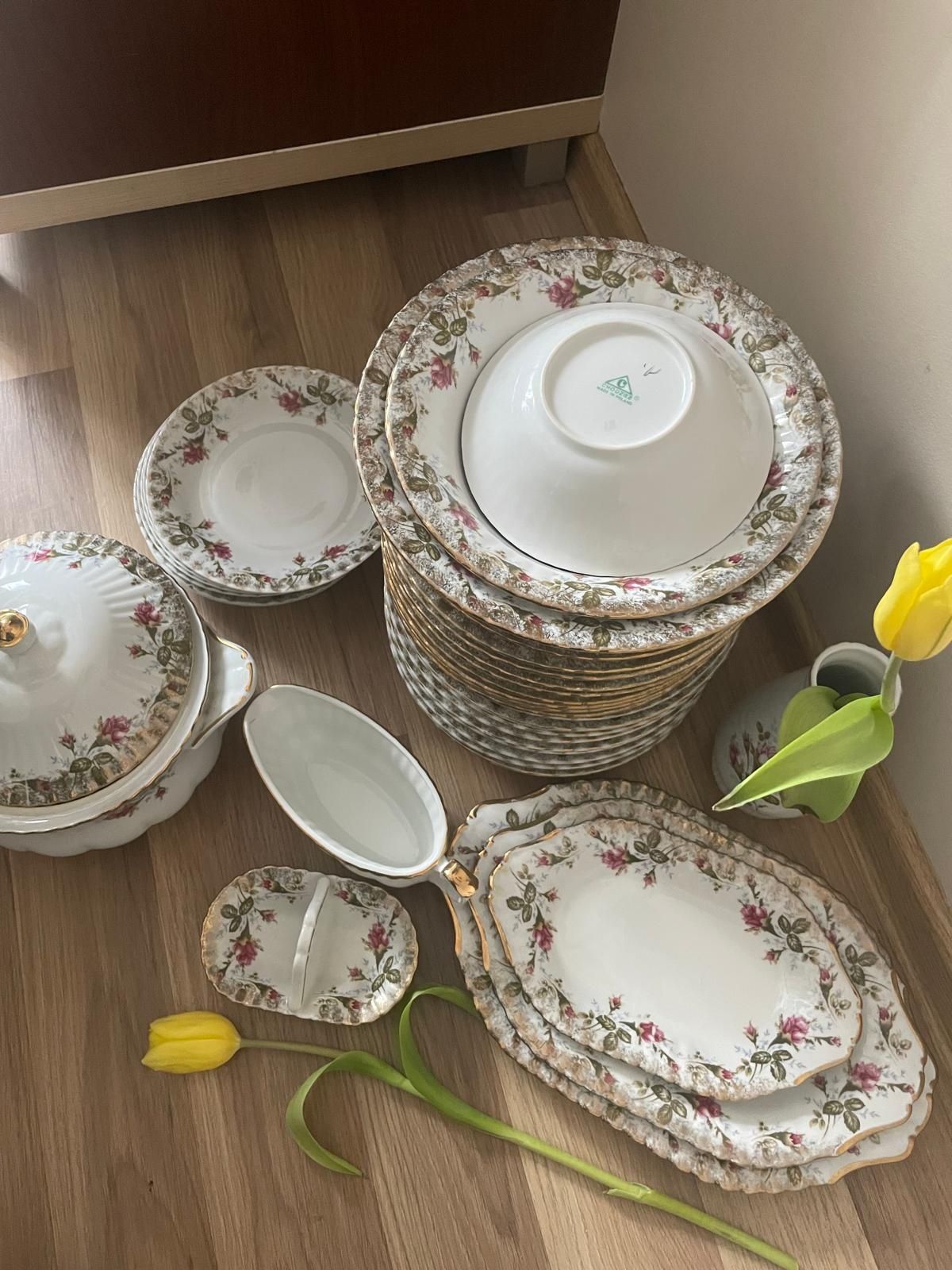 Porcelana Chodzież - 37 elementów Zestaw