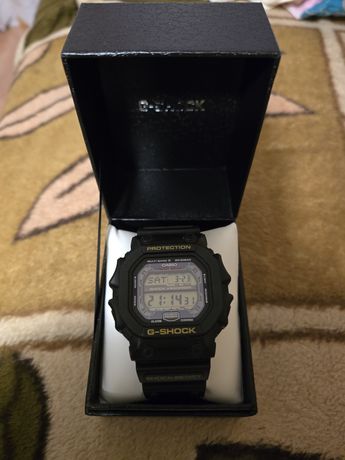 Casio G-SHOCK GXW-56-1BJF Tough Solar Radio.