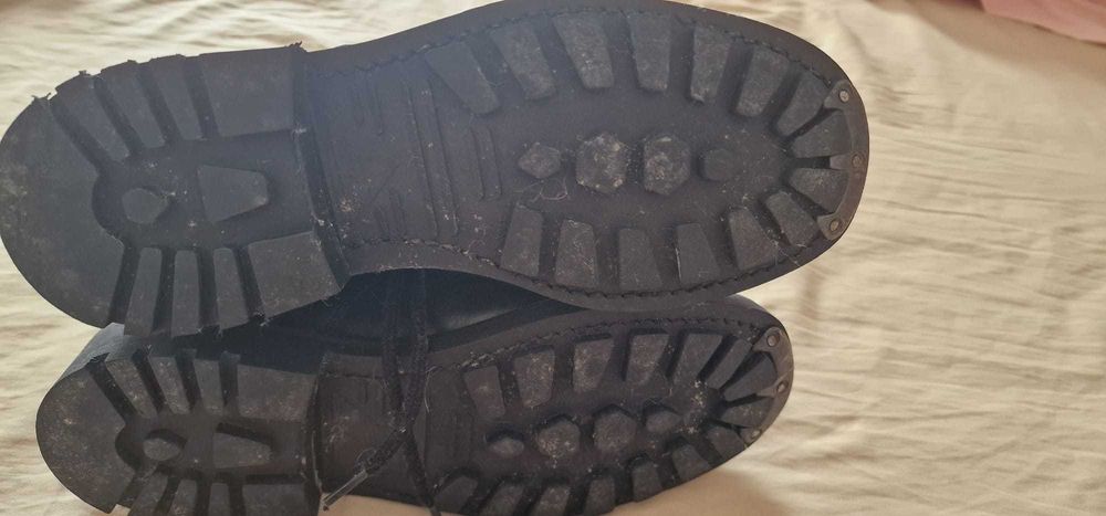 Vendo botas pretas nº38, novas