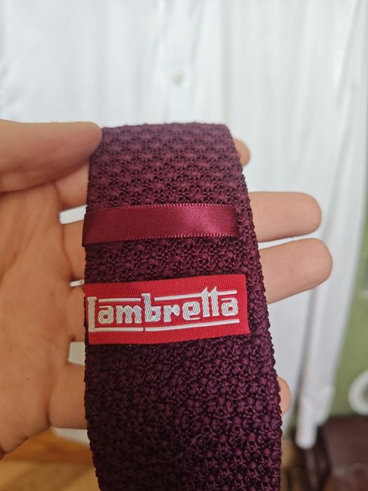 Krawat dziergany knit Lambretta klasyczny
Mam na sprzedaż klasyczny kn