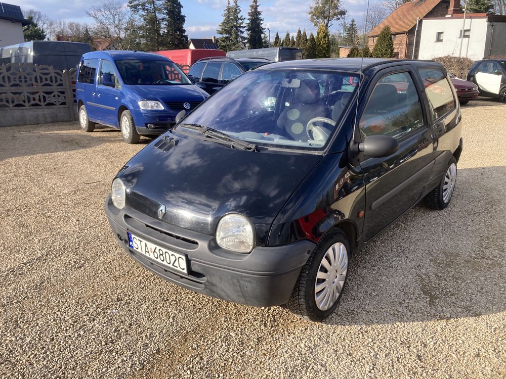 sprzedam pieknego renault twingo rok 2002 poj 1,2 8v klima 154tys