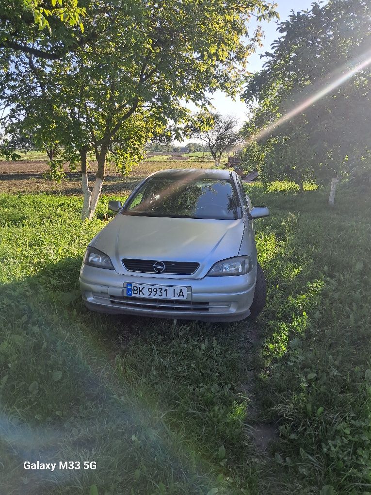 Продам опель астра дж