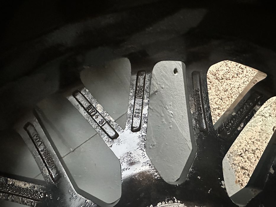 Диски R17 5x112  215/60/17 Tiguan зима