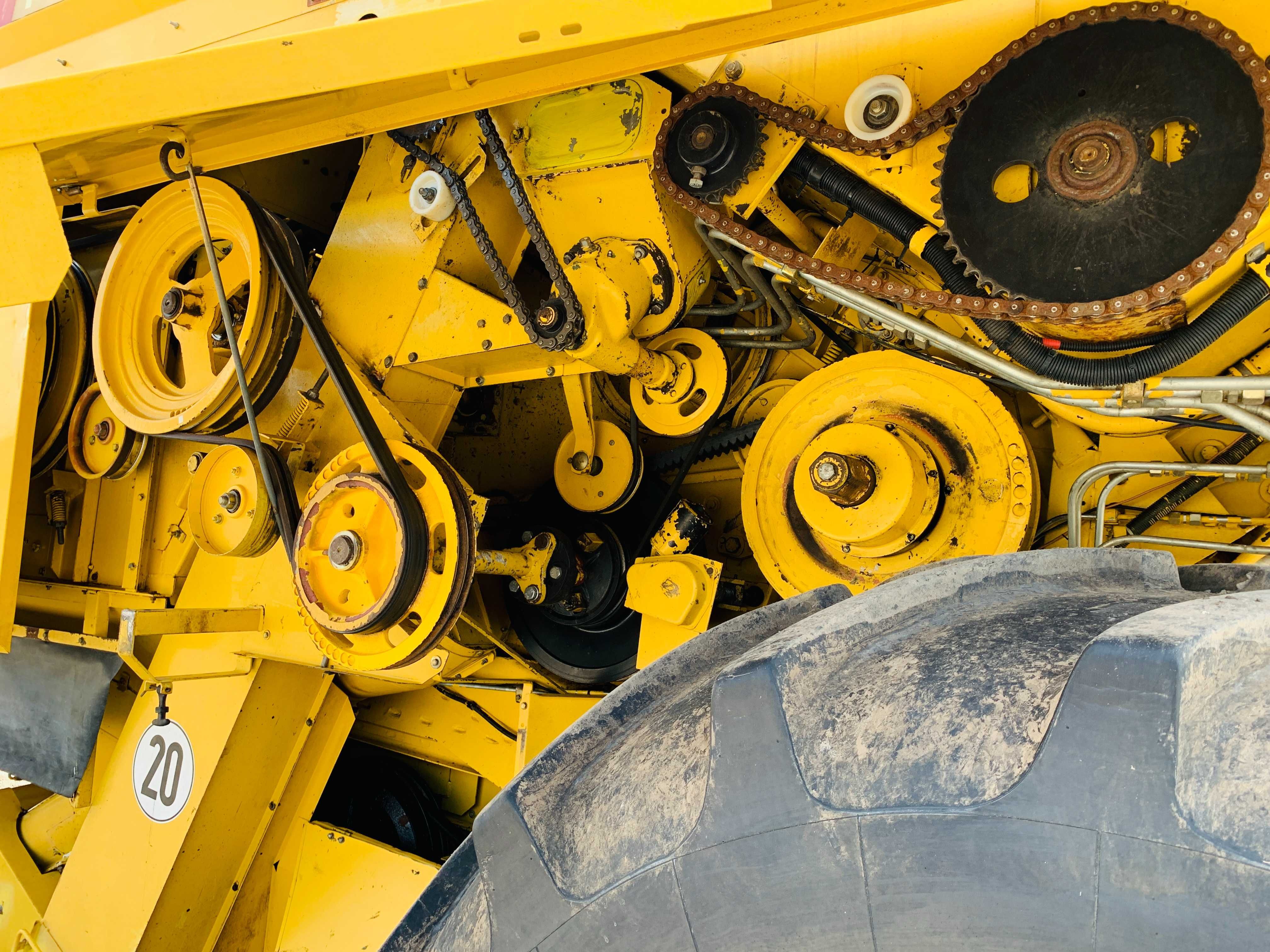 Комбайн New Holland TF46 7.2m