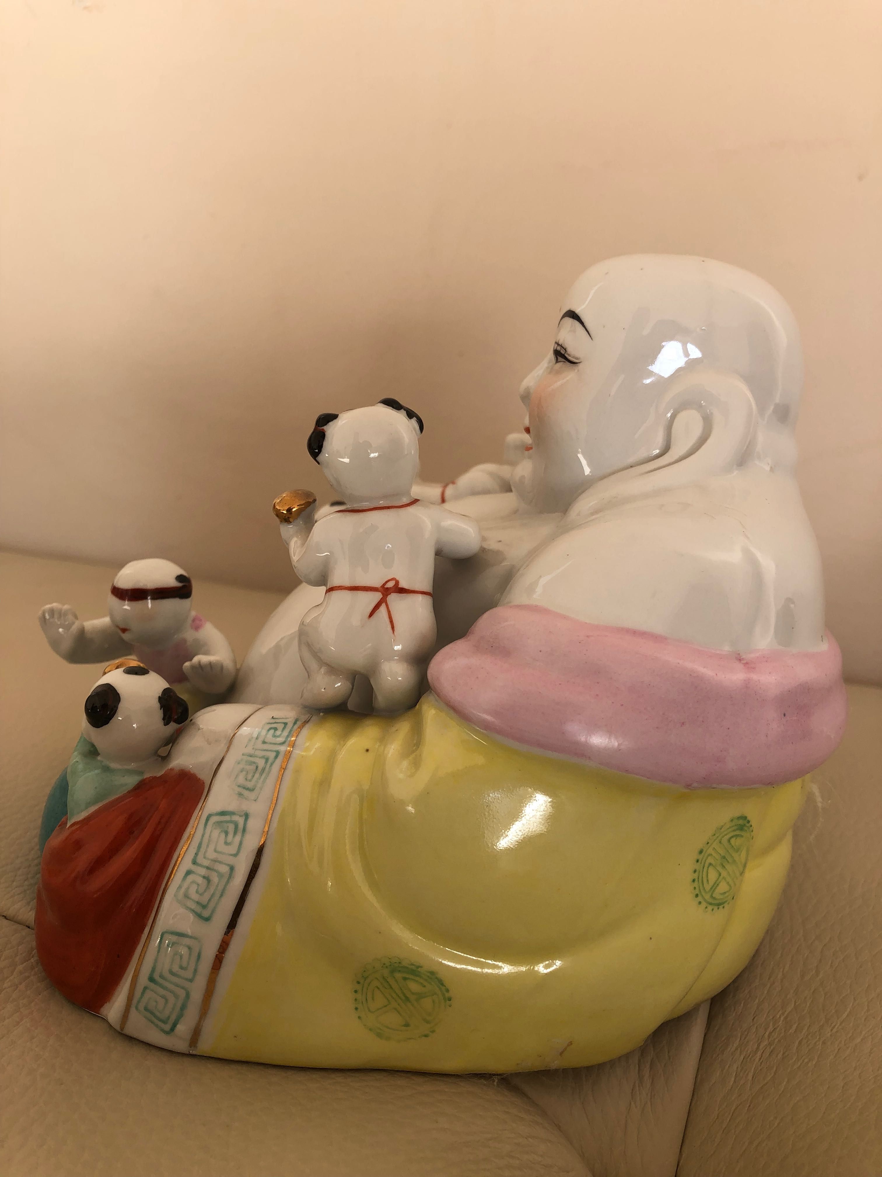 Porcelanowy Budda z Chin