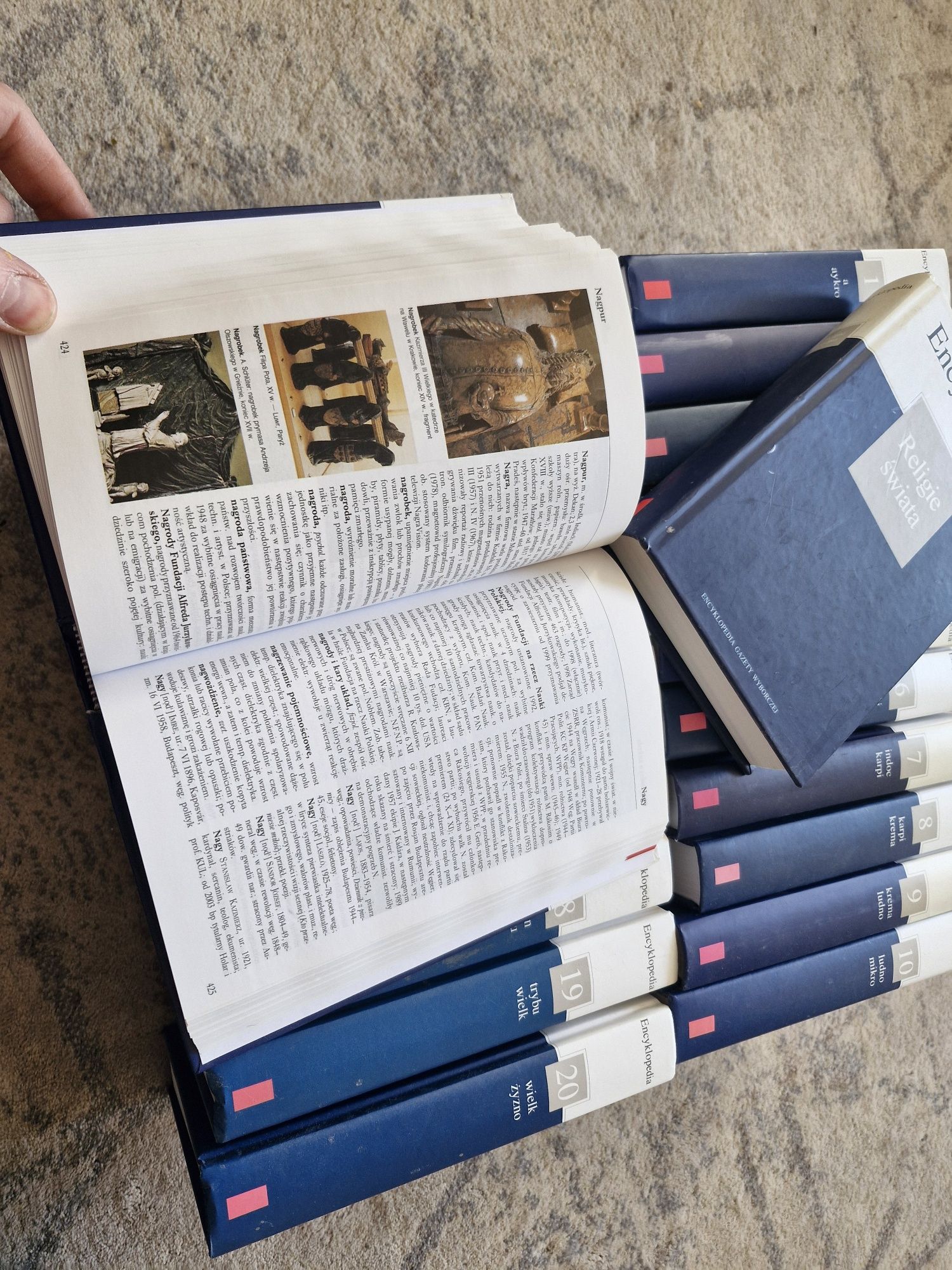 Encyklopedia PWN 20 tomów