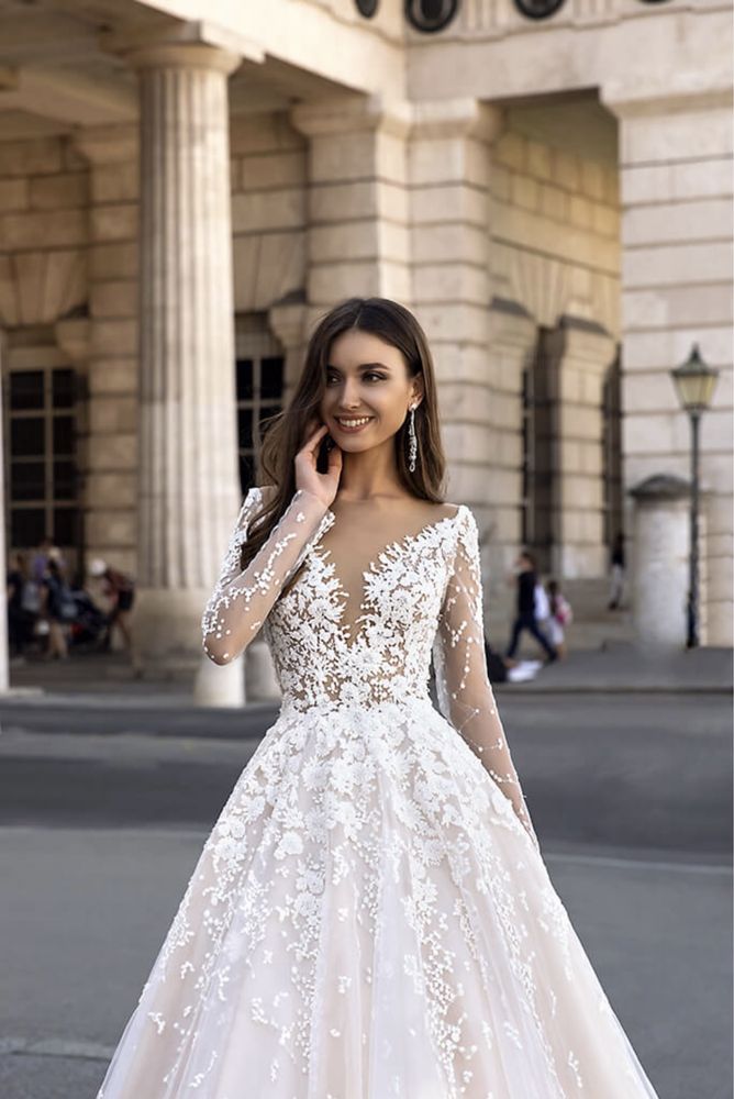 Свадебное платье Nuria от украиского дизайнера Oksana Mukha