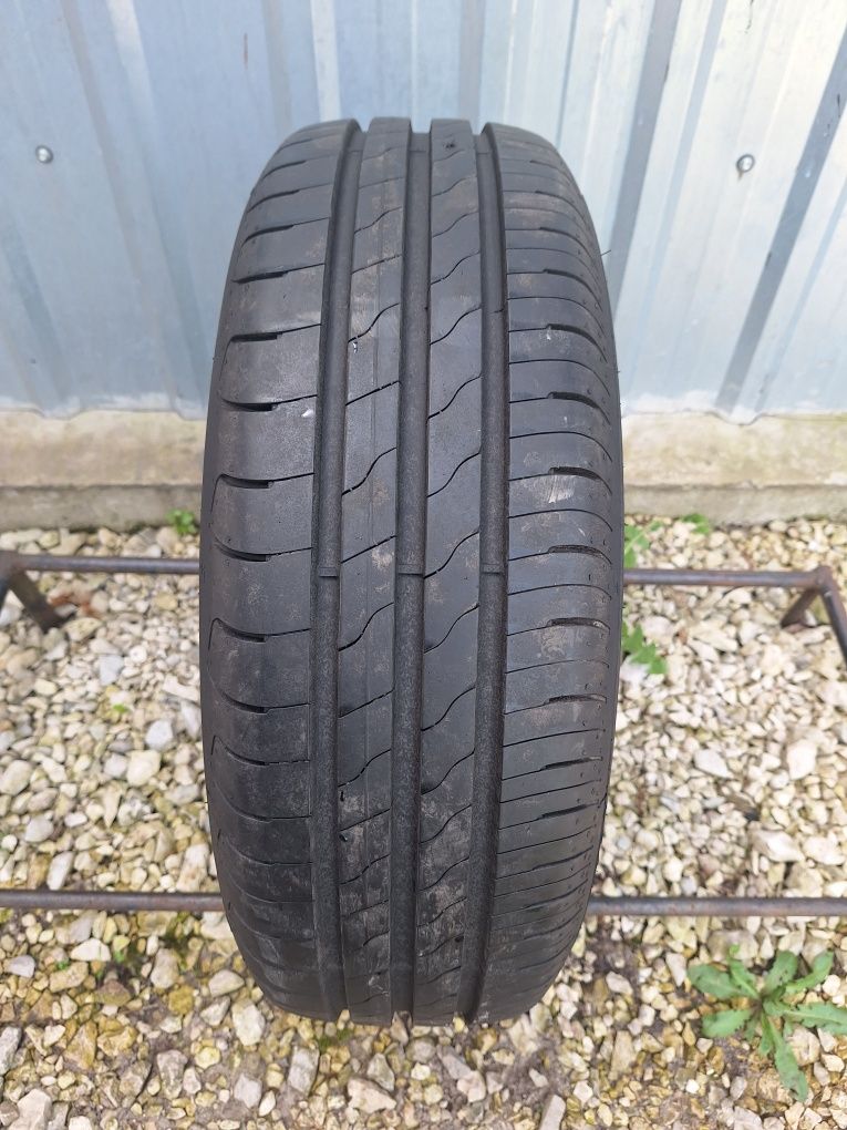 Opona letnia 1szt Goodyear 195/65 15, Jak nowa 8mm